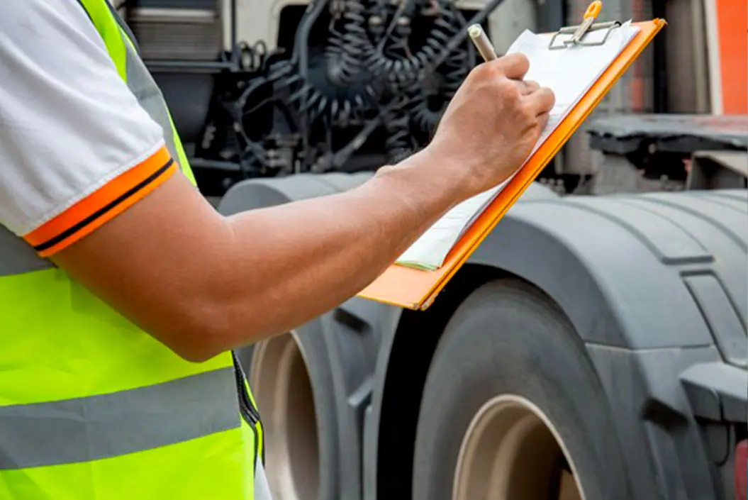 Autorización para camiones de mercancías peligrosas en Madrid